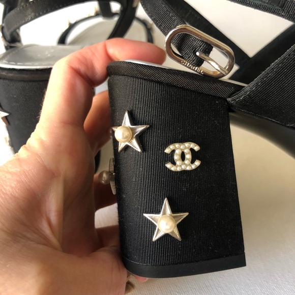 Chanel Black Star-Studded Pearl embellished grosgrain T-Strap Heels sandals MK - Picture 4 of 11